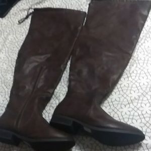 Charlotte Rousse Wide calf boots